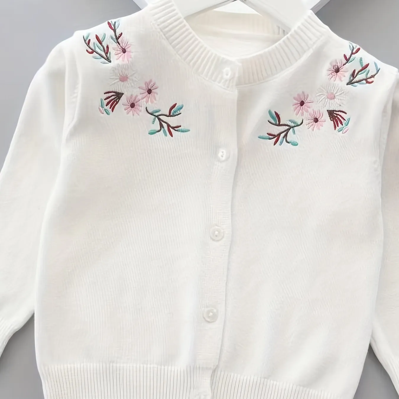 Charming Knitted Floral Cardigan for Little Girls | Perfect Spring/Autumn Layer 🌸🍂